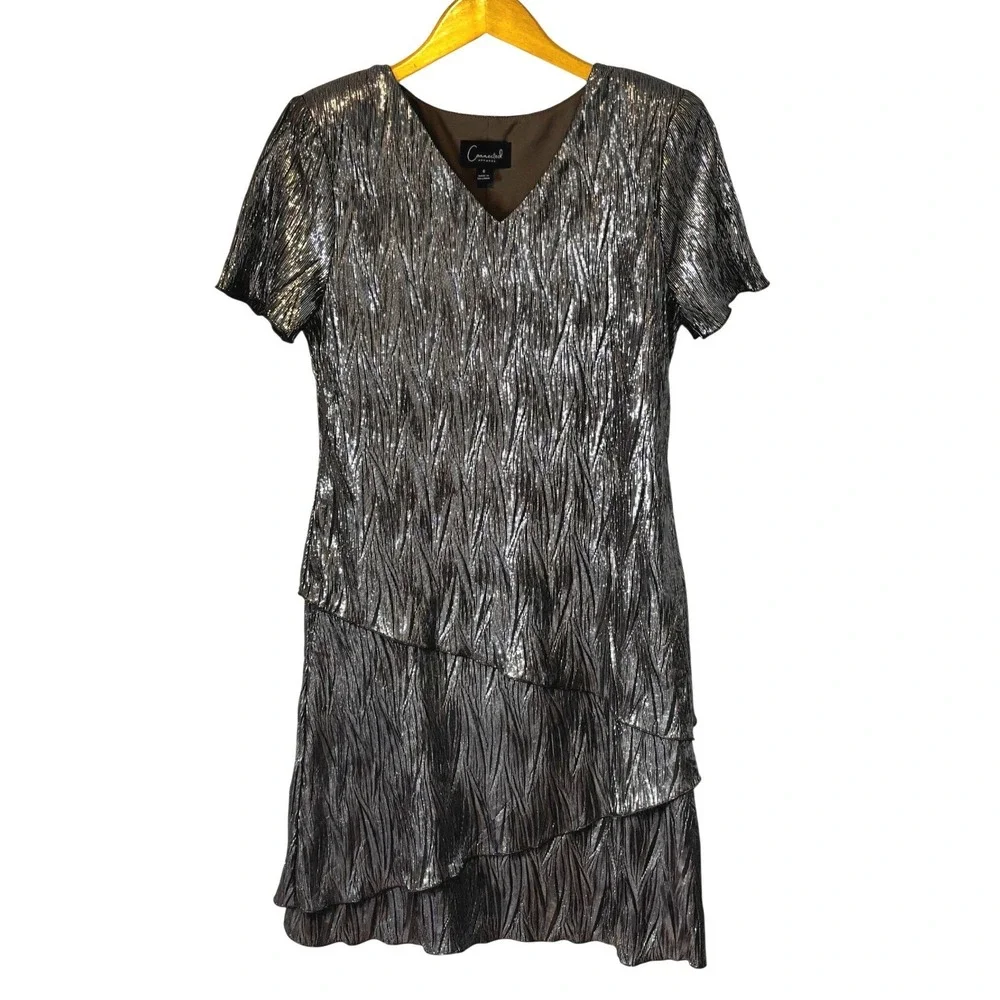 Connected Apparel Metallic Tiered Ruffle V Neck Short Sleeve Dress Size 6 Gatsby
